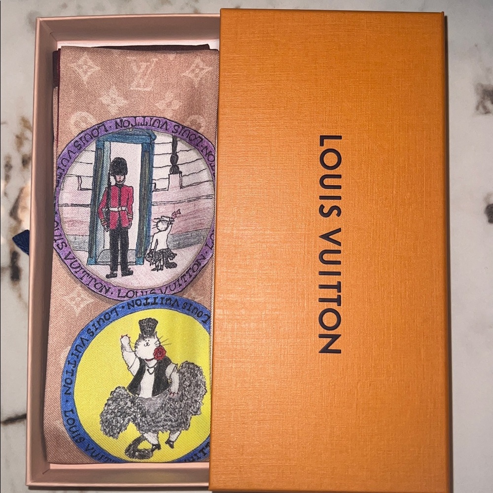 ❗️SALE❗️NEW Louis Vuitton x Grace Coddington My LV Trunk Bandeau - Picture 2 of 7